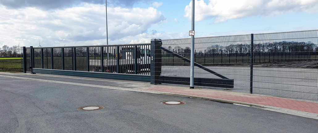 Erweiterbare Sicherheitsbarriere – Einziehbarer Metall-Zaun Für Tore, Einfahrten & Ladedocks, Teleskopierbar Bis 1000 Cm